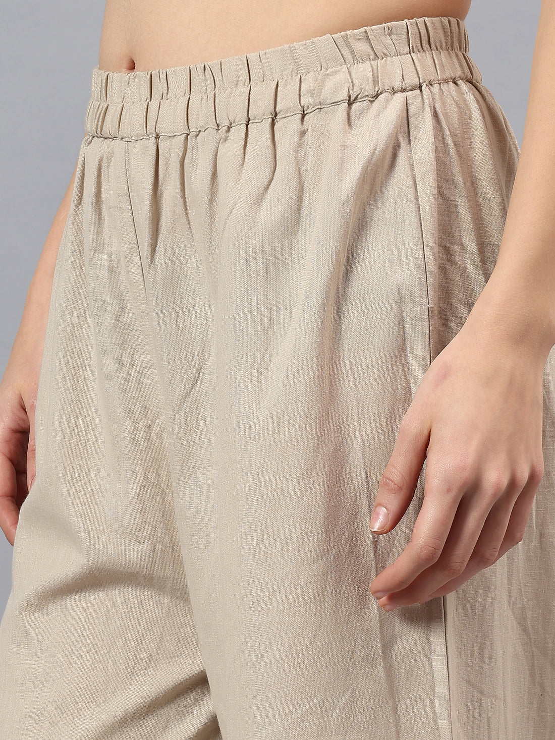 Relaxed Linen Wide-Leg Trousers