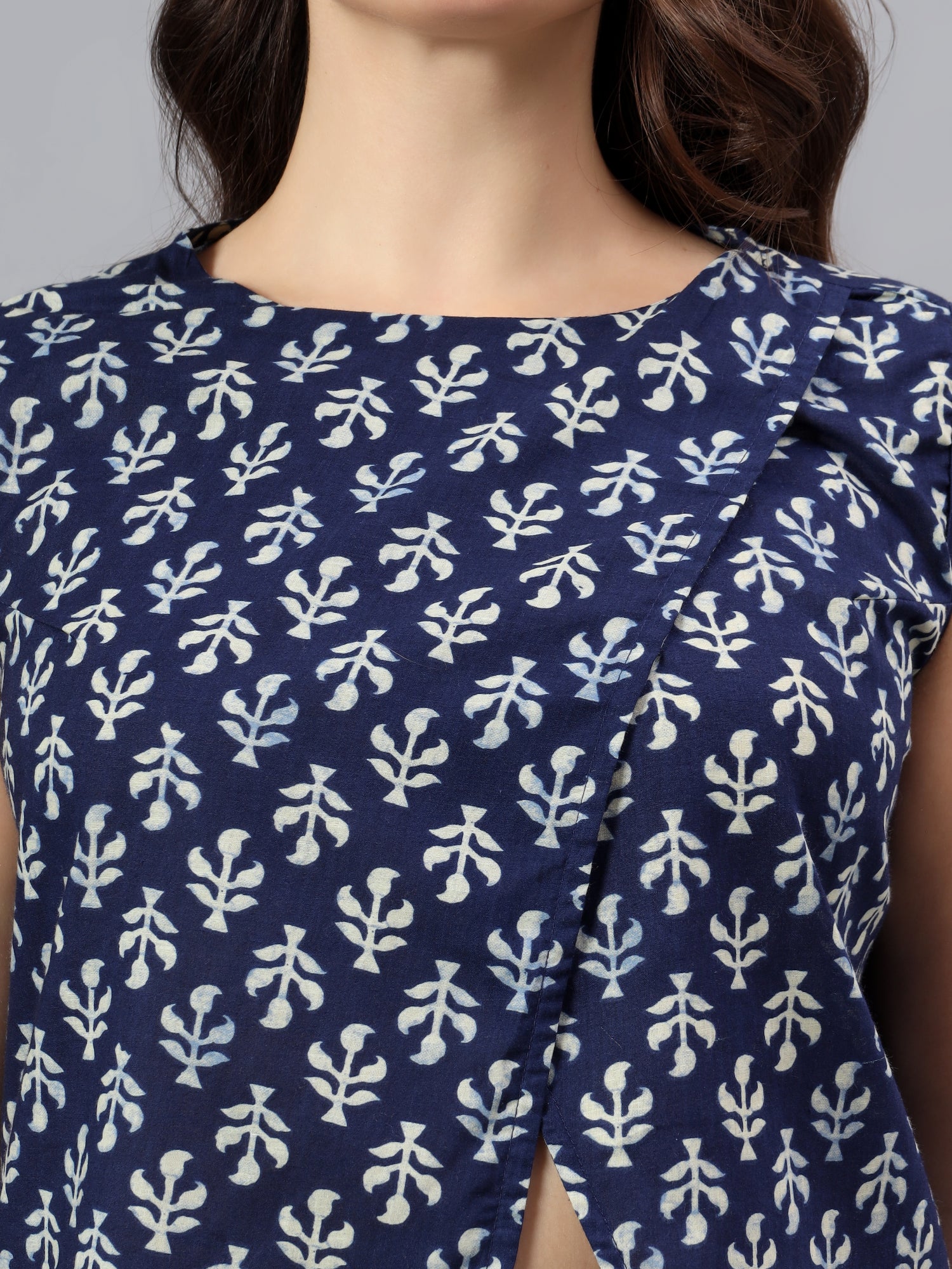 Printed Overlay Front Top – Indigo Print