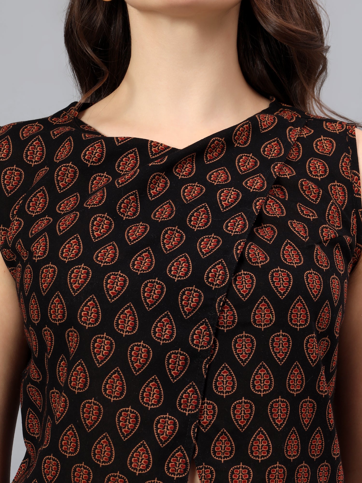 Printed Overlay Front Top – Black Rust Print